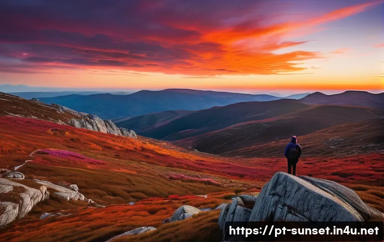 선셋포인트 고산지대에서의 선셋 - A breathtaking panoramic sunset view from Miradouro dos Piornos in Serra da Estrela, Portugal. The s...