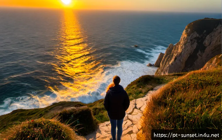 Home 17 선셋포인트 추천 국내 여행지 - Photorealistic sunset viewpoint at Cabo da Roca, Portugal, dramatic Atlantic cliffs and a glowing or...
